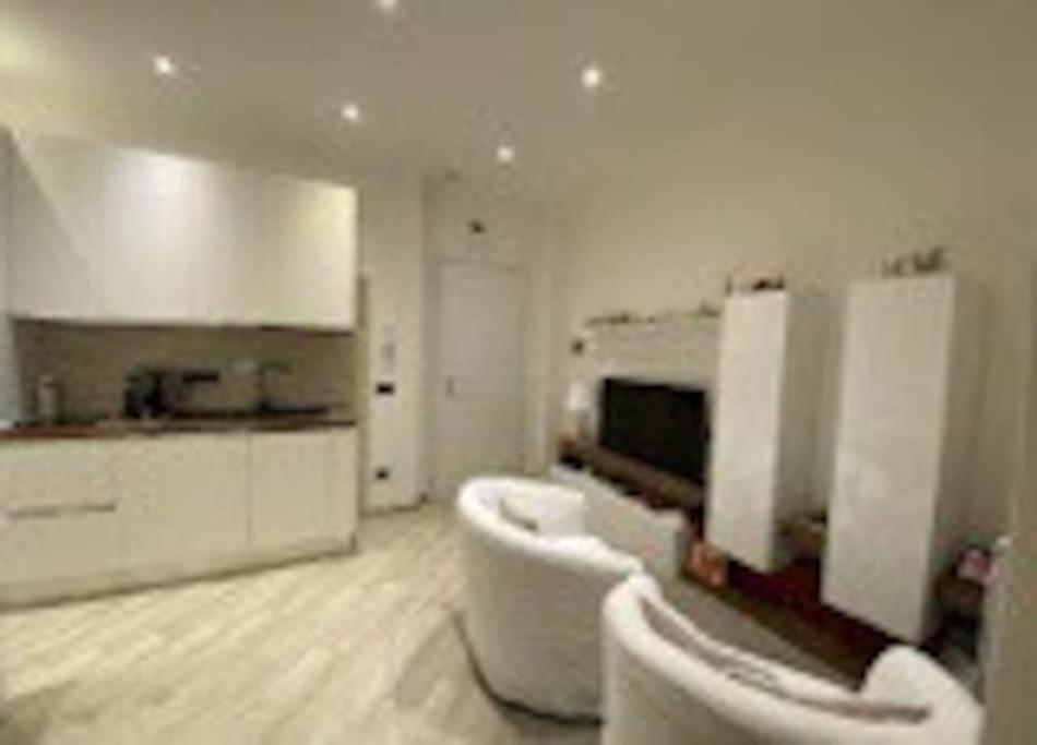 Milena House Appartamento Roma Esterno foto